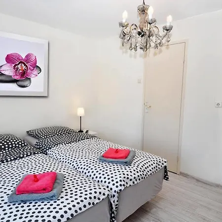 Guest house Schier 3*