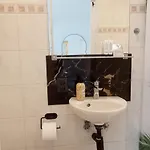 Schier בית הארחה 3*